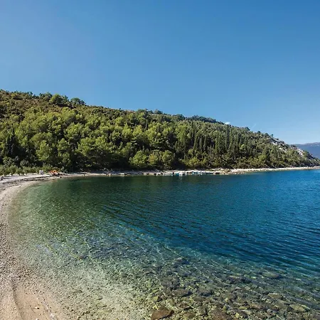 2 Bedroom Beautiful In Casa de Férias *