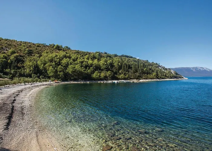 2 Bedroom Beautiful In Casa de Férias *