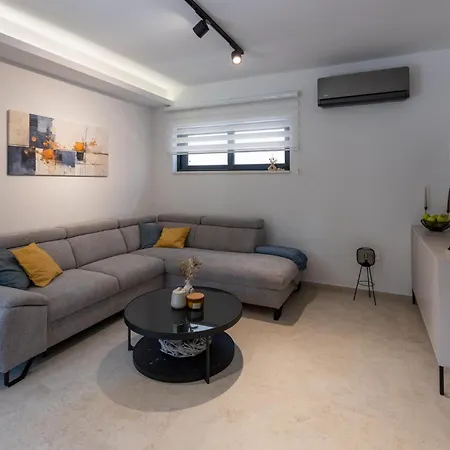 Дом отдыха 2 Bedroom Beautiful In *