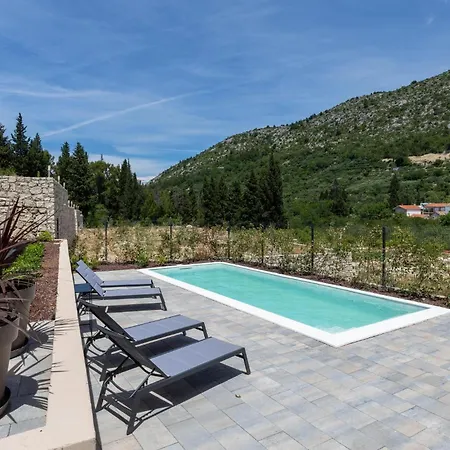 Holiday home Stunning In