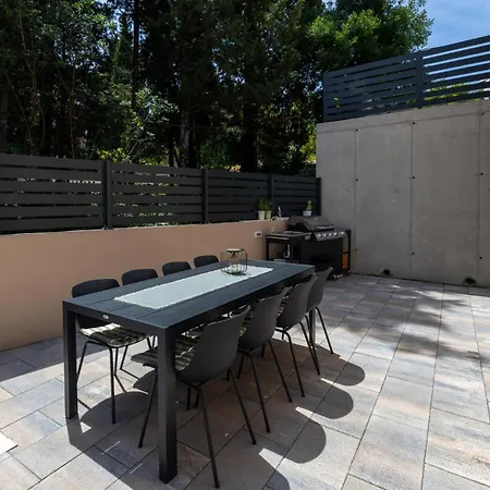 2 Bedroom Beautiful In *