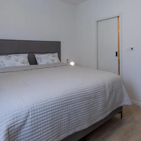 Tatil Evi 2 Bedroom Beautiful In